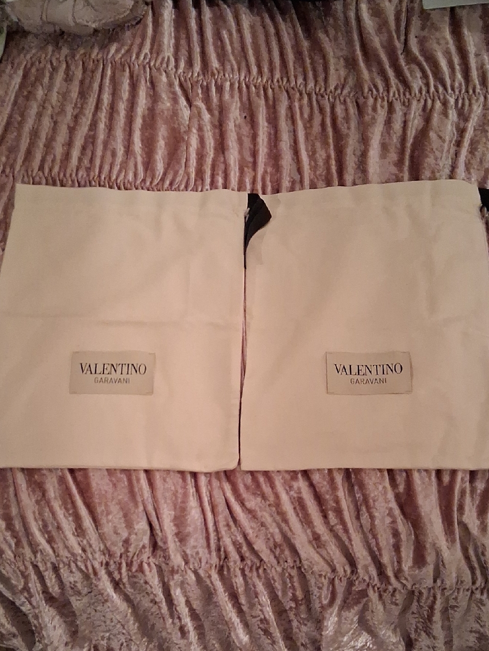New Authentic 2 Of The Valentimo Garavani Dust Bags. Stunning!